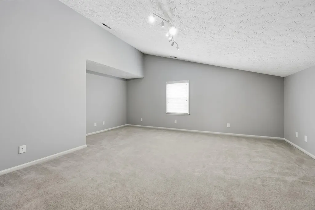 833 Isaac Shelby Circle Frankfort KY 40601