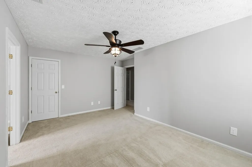 833 Isaac Shelby Circle Frankfort KY 40601