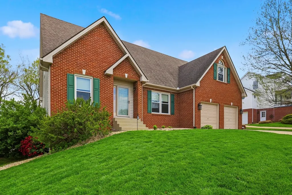 833 Isaac Shelby Circle Frankfort KY 40601