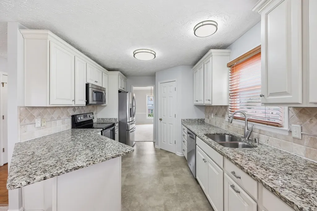 833 Isaac Shelby Circle Frankfort KY 40601