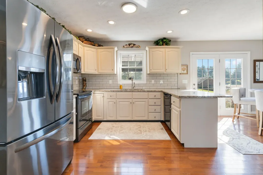 236 Pine Street Somerset KY 42503