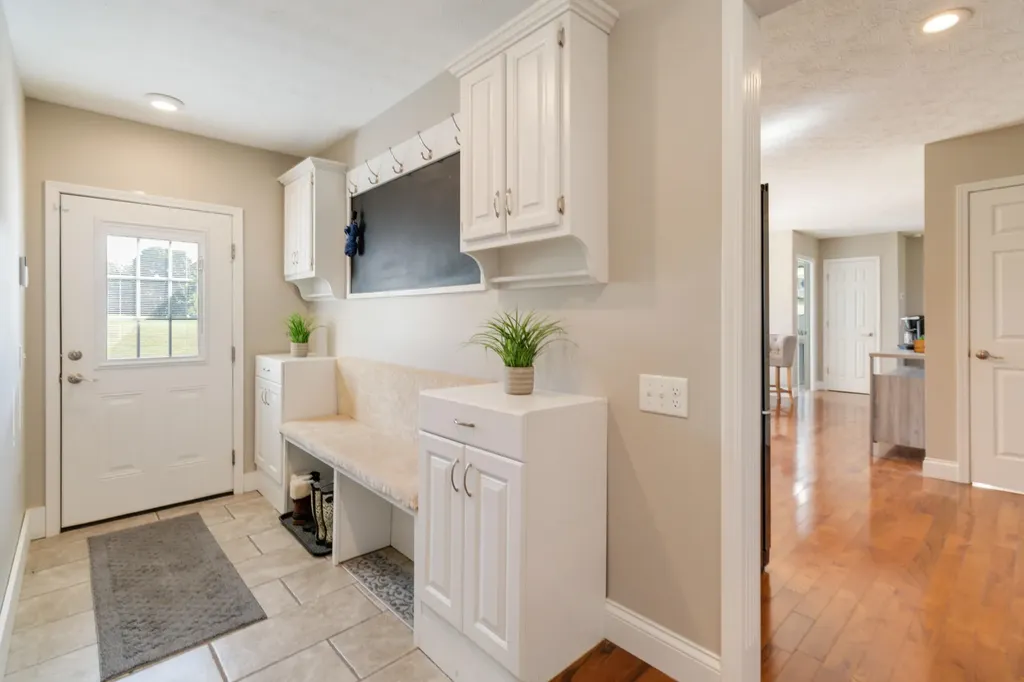 236 Pine Street Somerset KY 42503