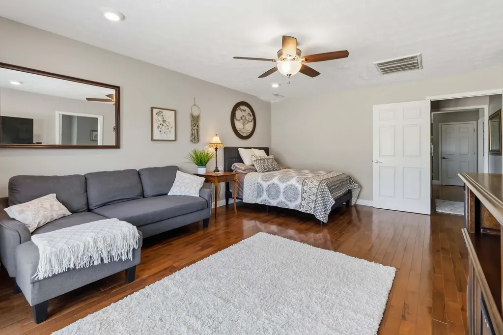 236 Pine Street Somerset KY 42503