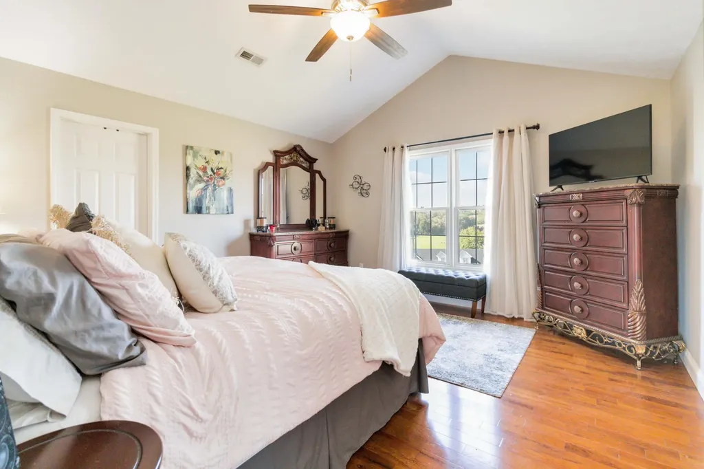 236 Pine Street Somerset KY 42503