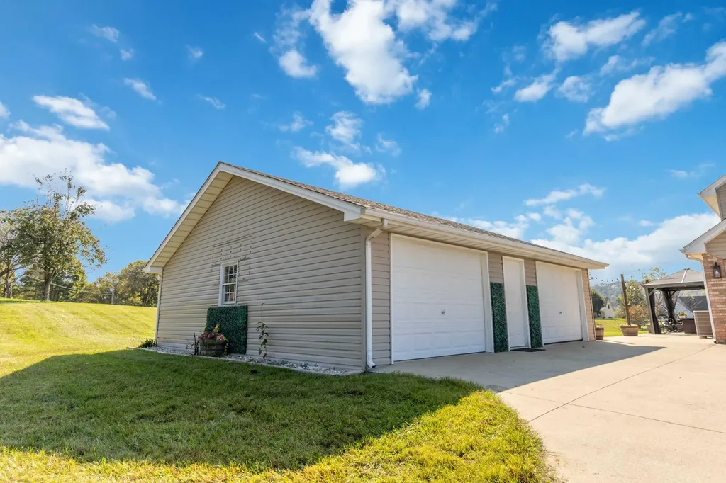 236 Pine Street Somerset KY 42503