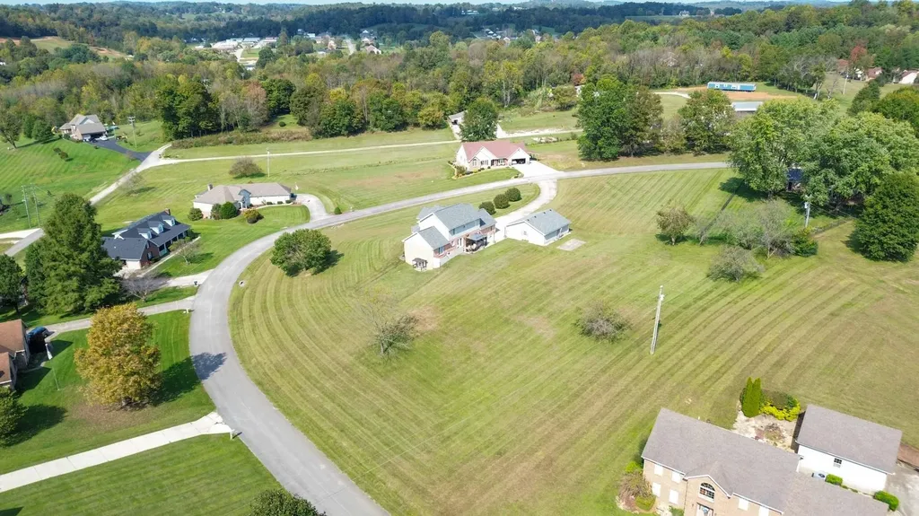 236 Pine Street Somerset KY 42503