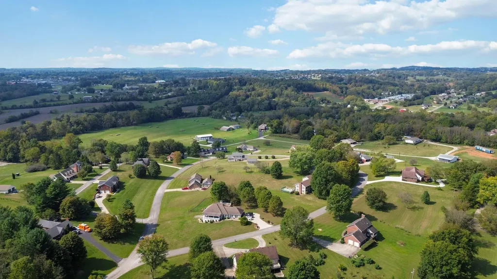 236 Pine Street Somerset KY 42503