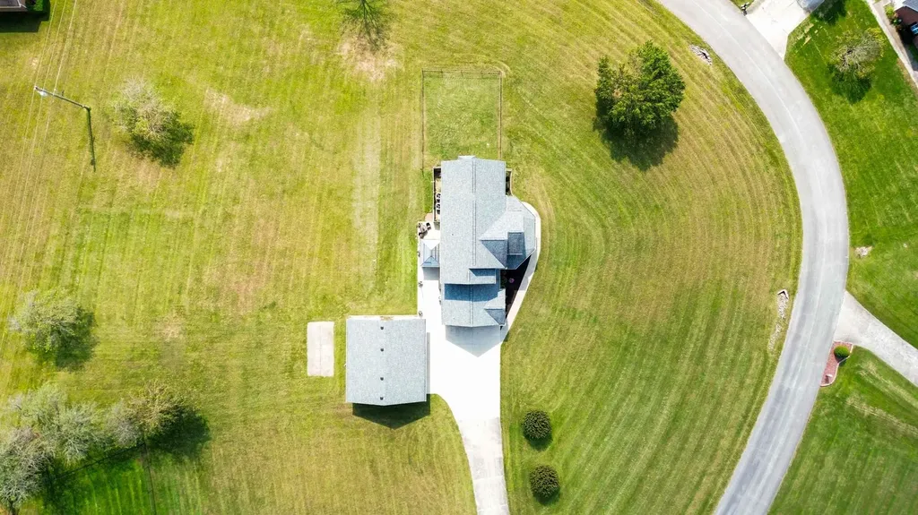 236 Pine Street Somerset KY 42503