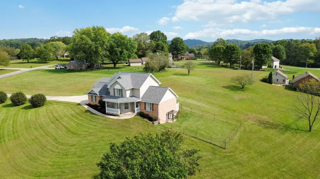 236 Pine Street Somerset KY 42503