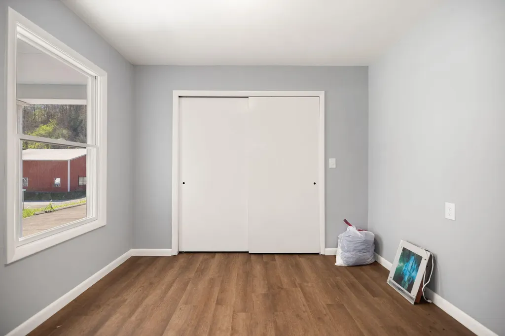 5935 Key Route 2030 Harold KY 41635