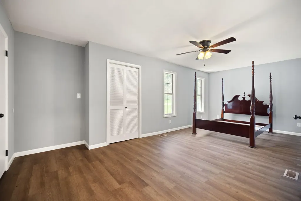 5935 Key Route 2030 Harold KY 41635