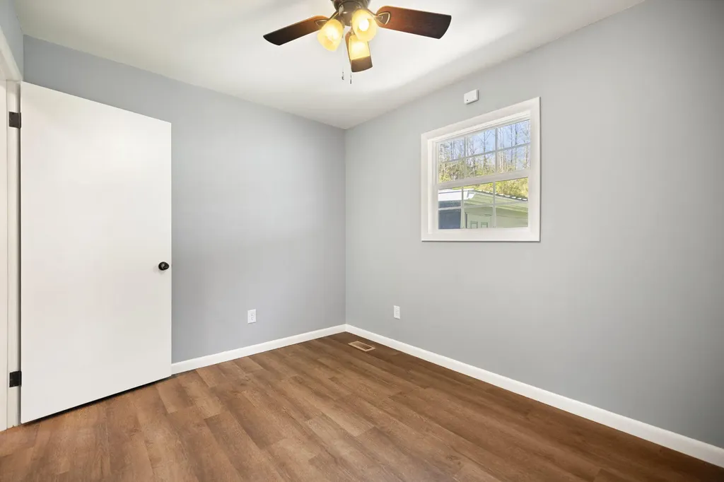 5935 Key Route 2030 Harold KY 41635