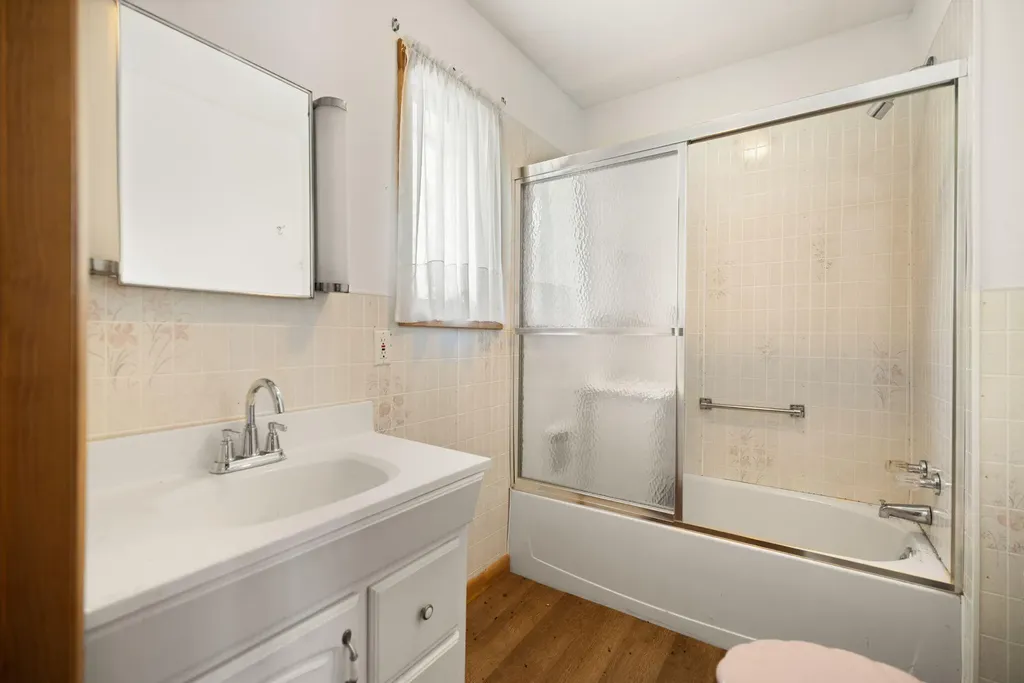5935 Key Route 2030 Harold KY 41635