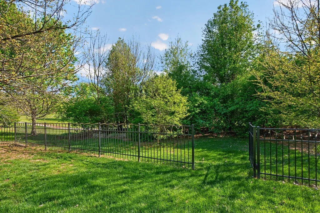 1236 Sebring Lane Lexington KY 40513