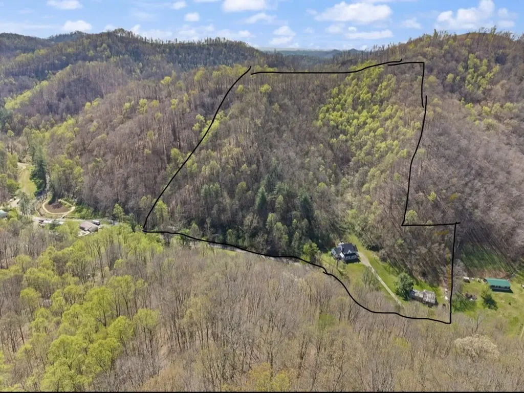 2431 Mare Creek Road Stanville KY 41659