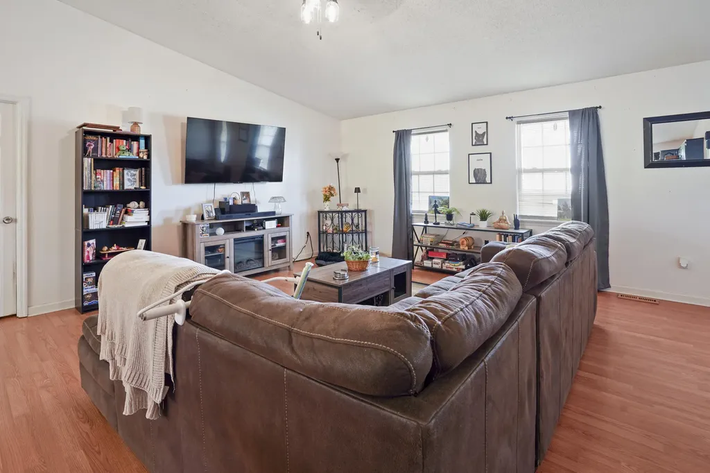 151 Link Drive Pine Knot KY 42635