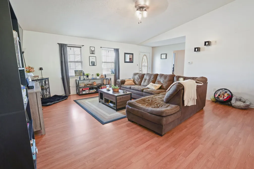 151 Link Drive Pine Knot KY 42635