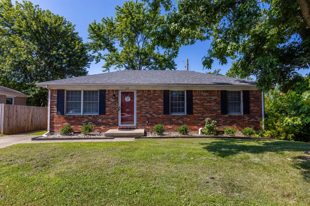 317 Edwards Drive Nicholasville KY 40356