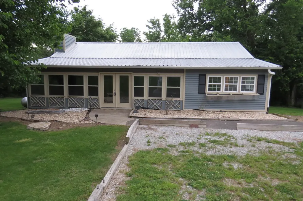246 Hughley Lane Harrodsburg KY 40330