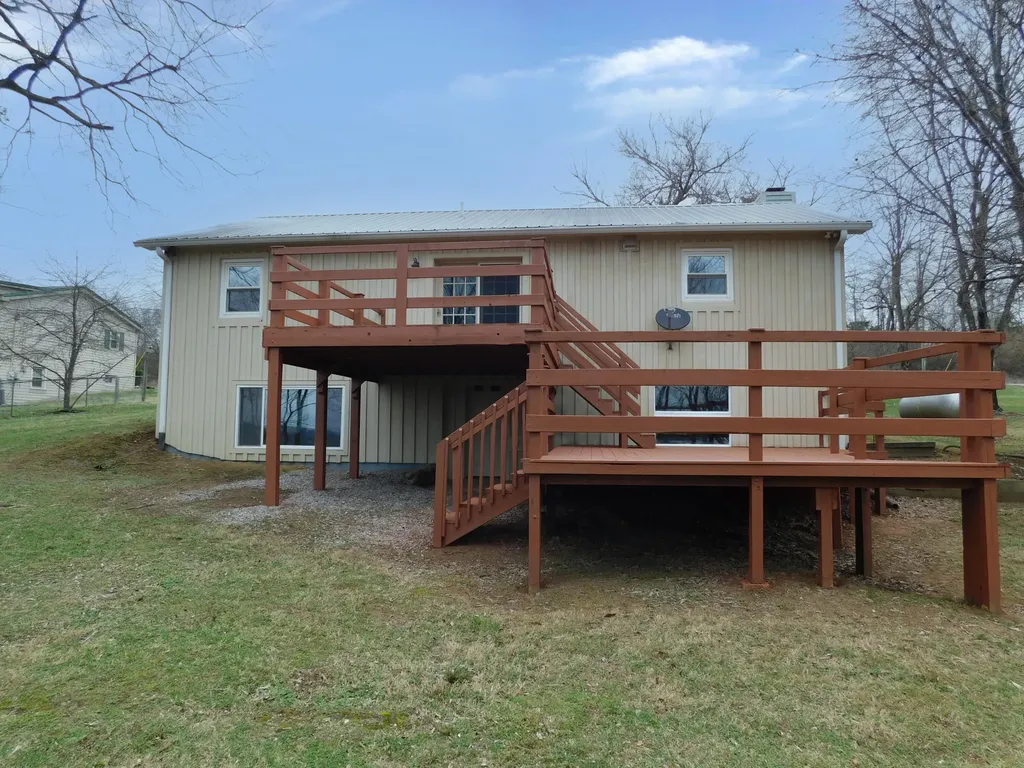 246 Hughley Lane Harrodsburg KY 40330