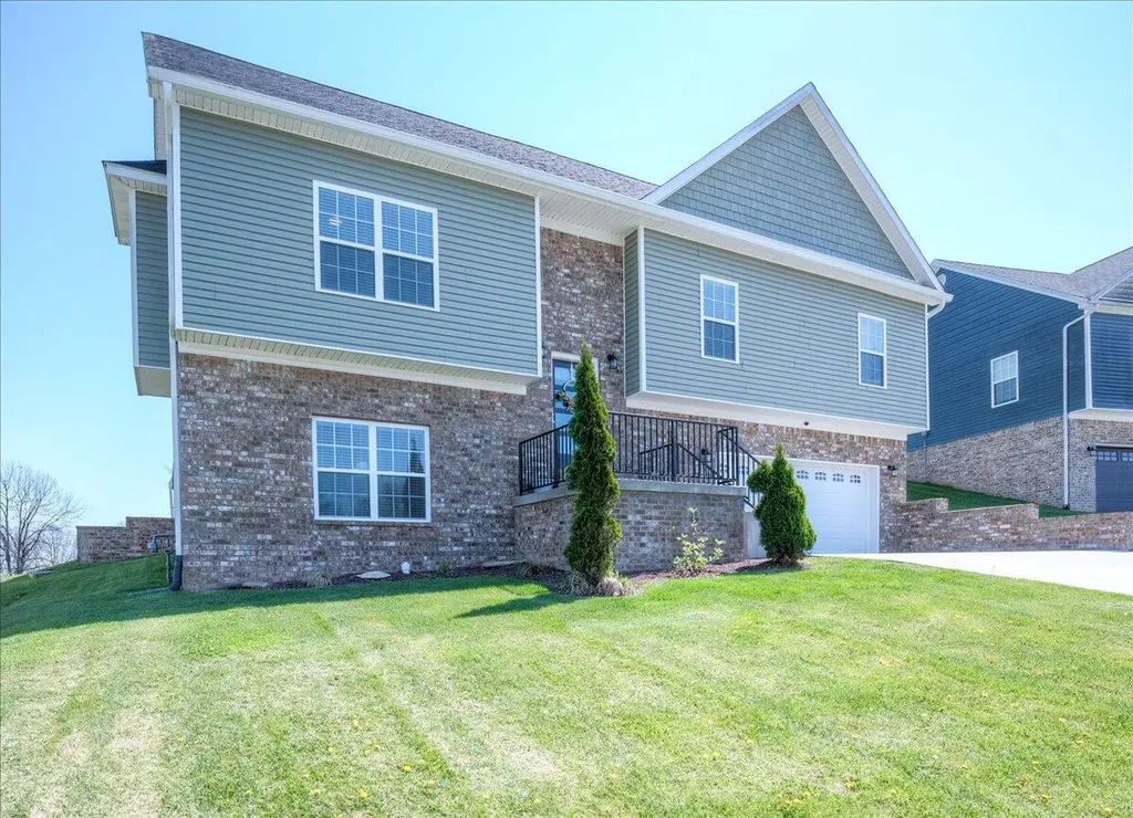 110 Hackberry Court Frankfort KY 40601