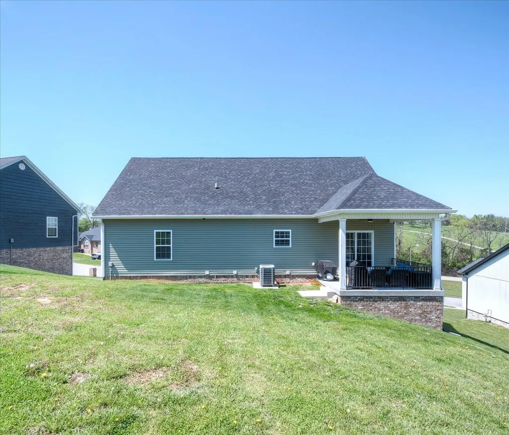 110 Hackberry Court Frankfort KY 40601