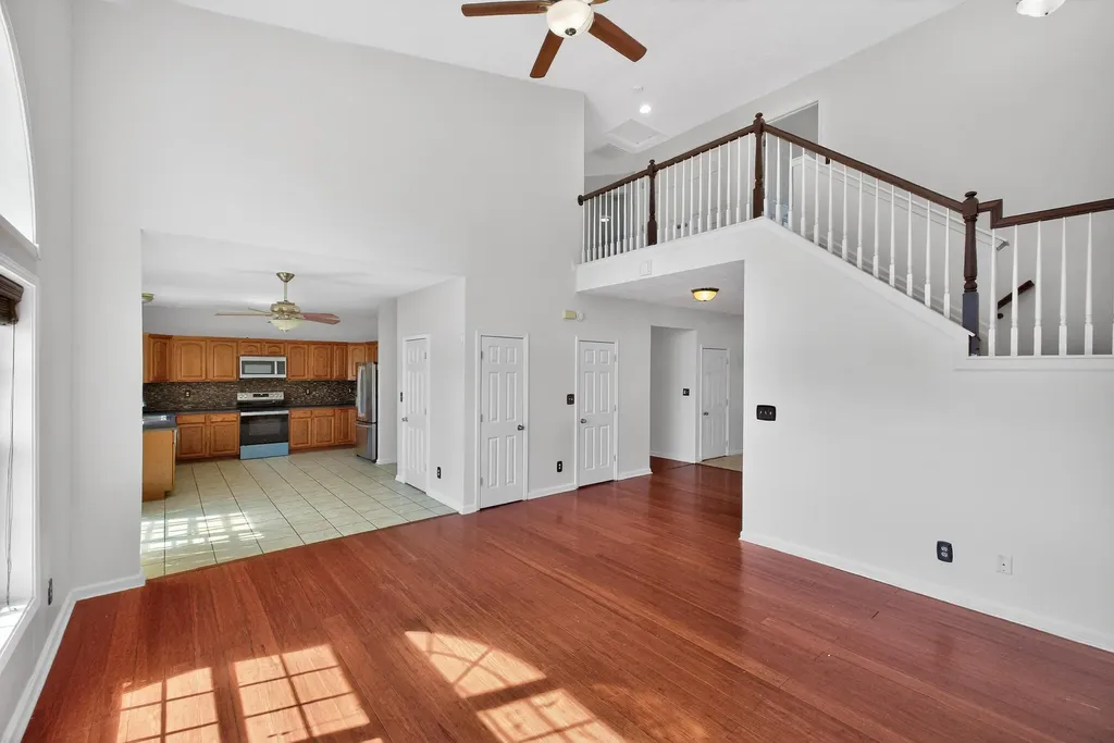 919 Winding Oak Trail Lexington KY 40511