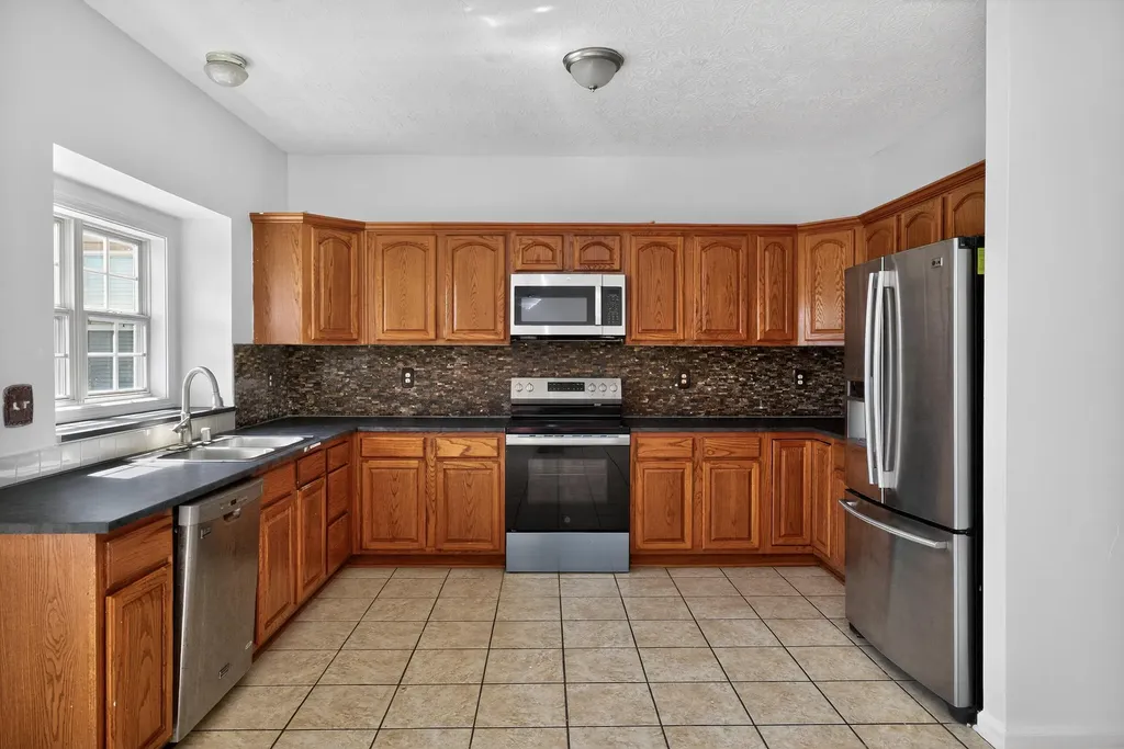 919 Winding Oak Trail Lexington KY 40511
