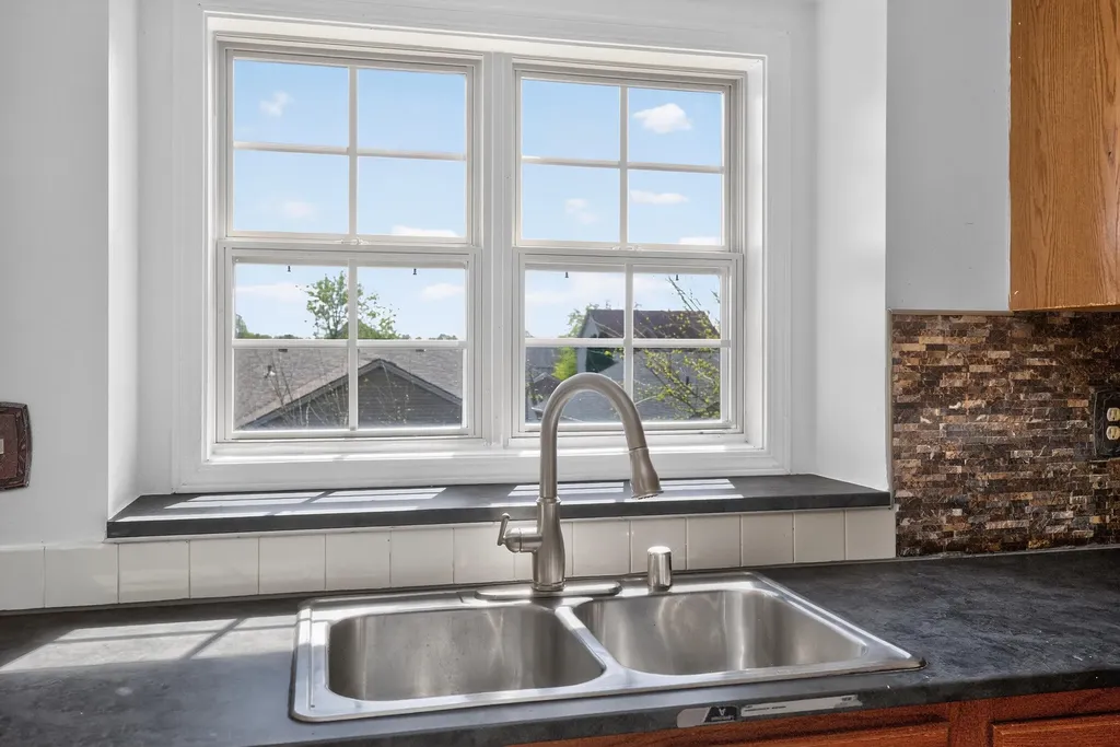919 Winding Oak Trail Lexington KY 40511