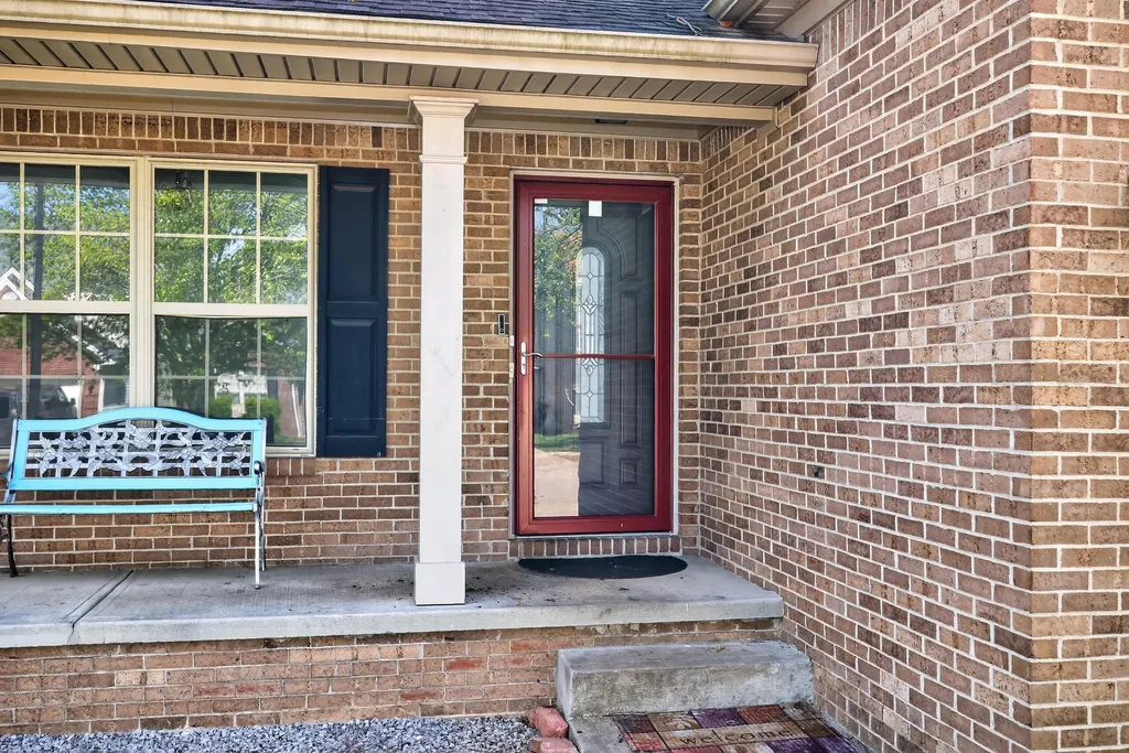 919 Winding Oak Trail Lexington KY 40511