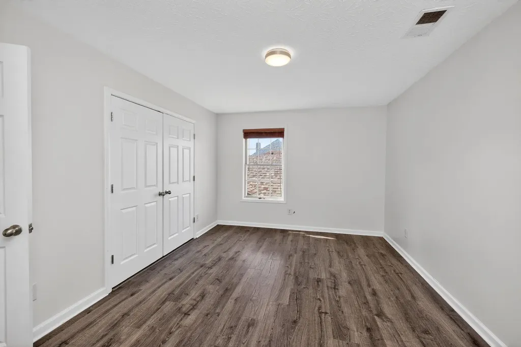 919 Winding Oak Trail Lexington KY 40511