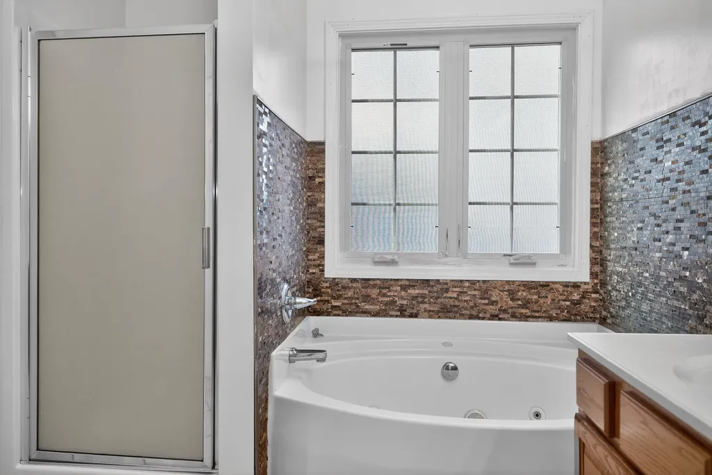 919 Winding Oak Trail Lexington KY 40511