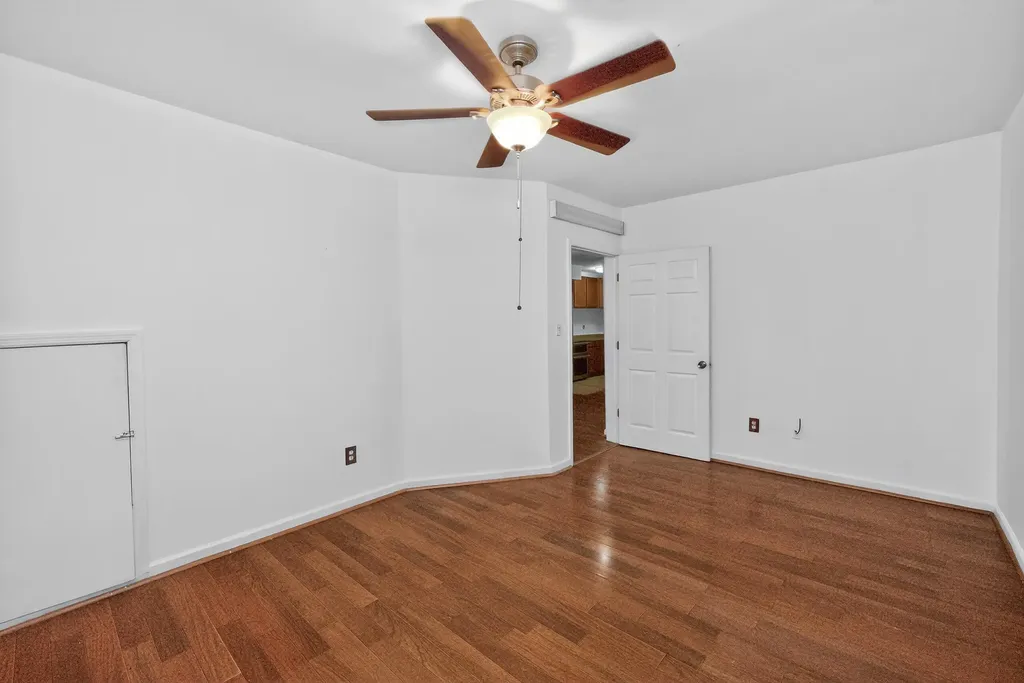 919 Winding Oak Trail Lexington KY 40511
