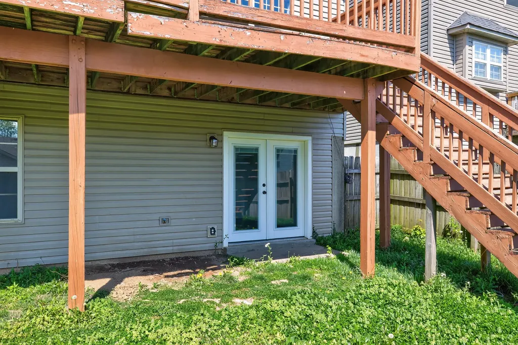 919 Winding Oak Trail Lexington KY 40511