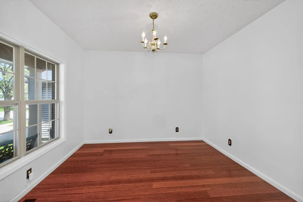 919 Winding Oak Trail Lexington KY 40511