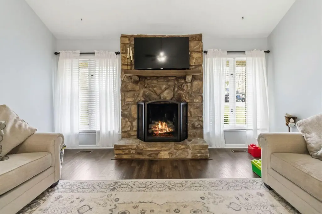 1218 Calvary Court London KY 40741