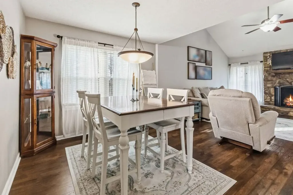 1218 Calvary Court London KY 40741