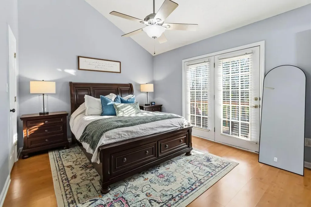 1218 Calvary Court London KY 40741