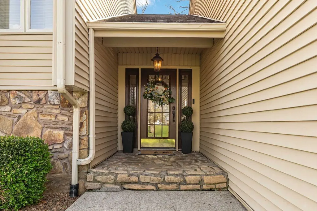 1218 Calvary Court London KY 40741