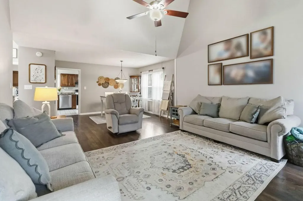 1218 Calvary Court London KY 40741