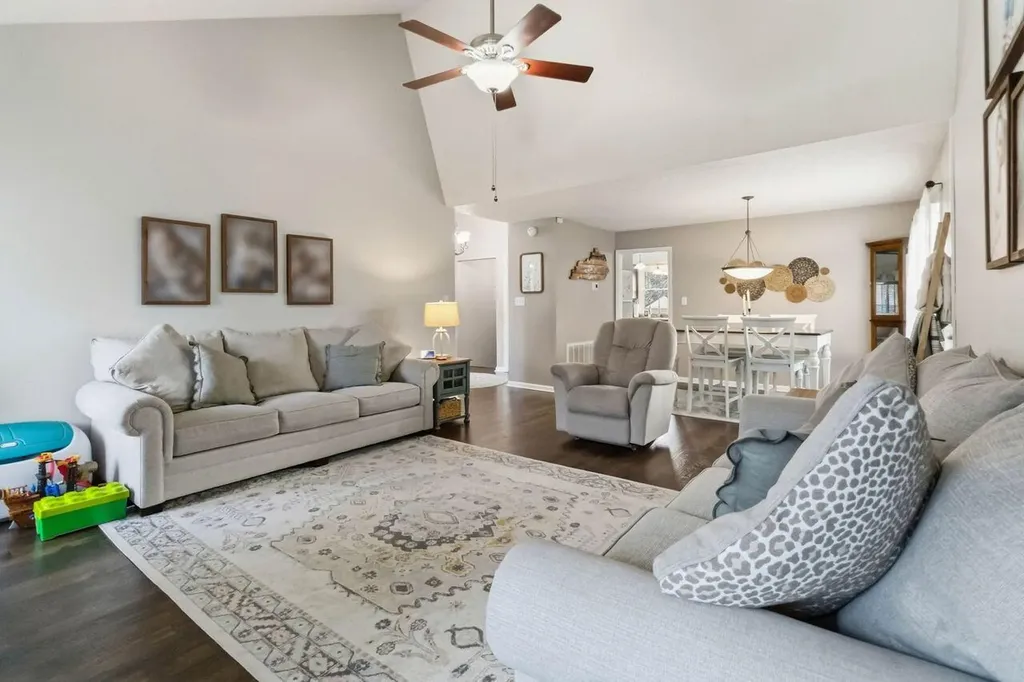 1218 Calvary Court London KY 40741