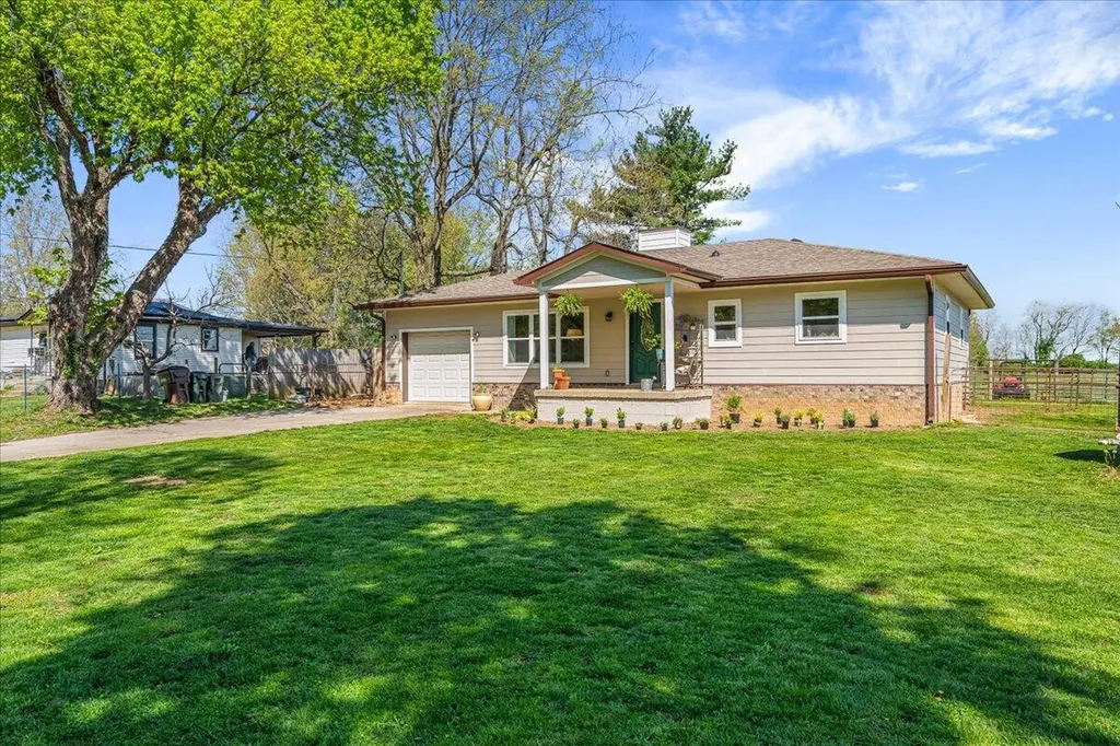 4129 Willow Lane Lexington KY 40516