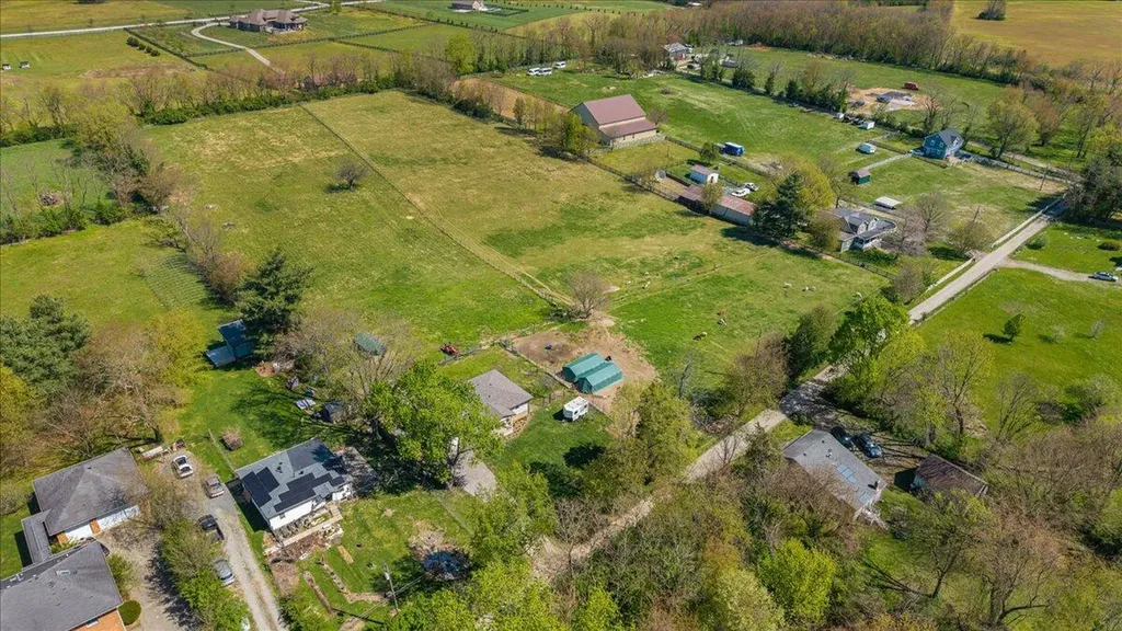 4129 Willow Lane Lexington KY 40516