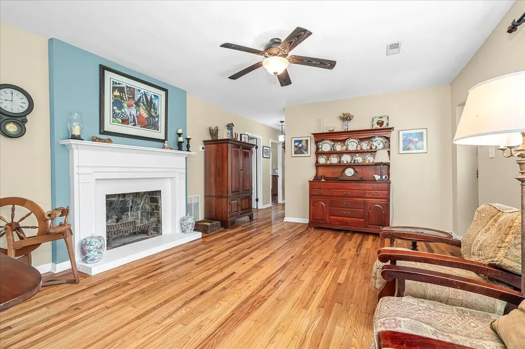 4129 Willow Lane Lexington KY 40516