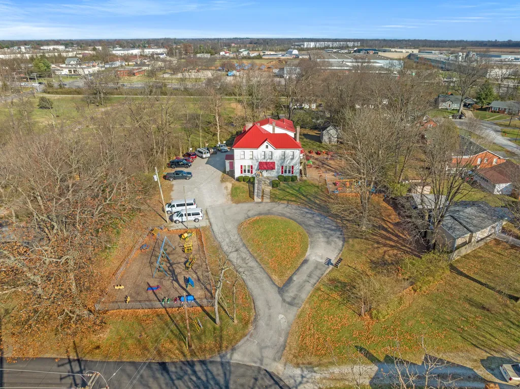 380 Amsden Avenue Versailles KY 40383