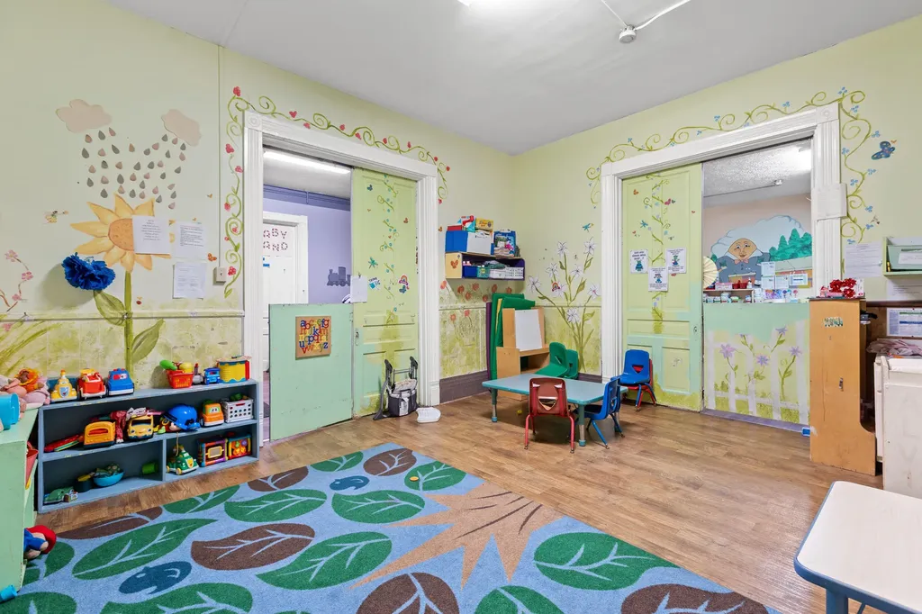 380 Amsden Avenue Versailles KY 40383