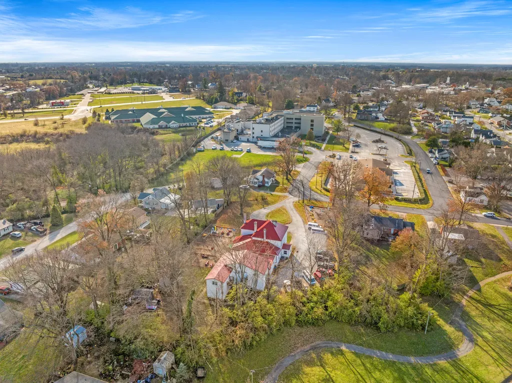 380 Amsden Avenue Versailles KY 40383