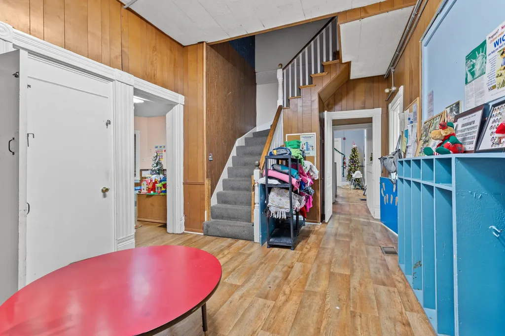380 Amsden Avenue Versailles KY 40383