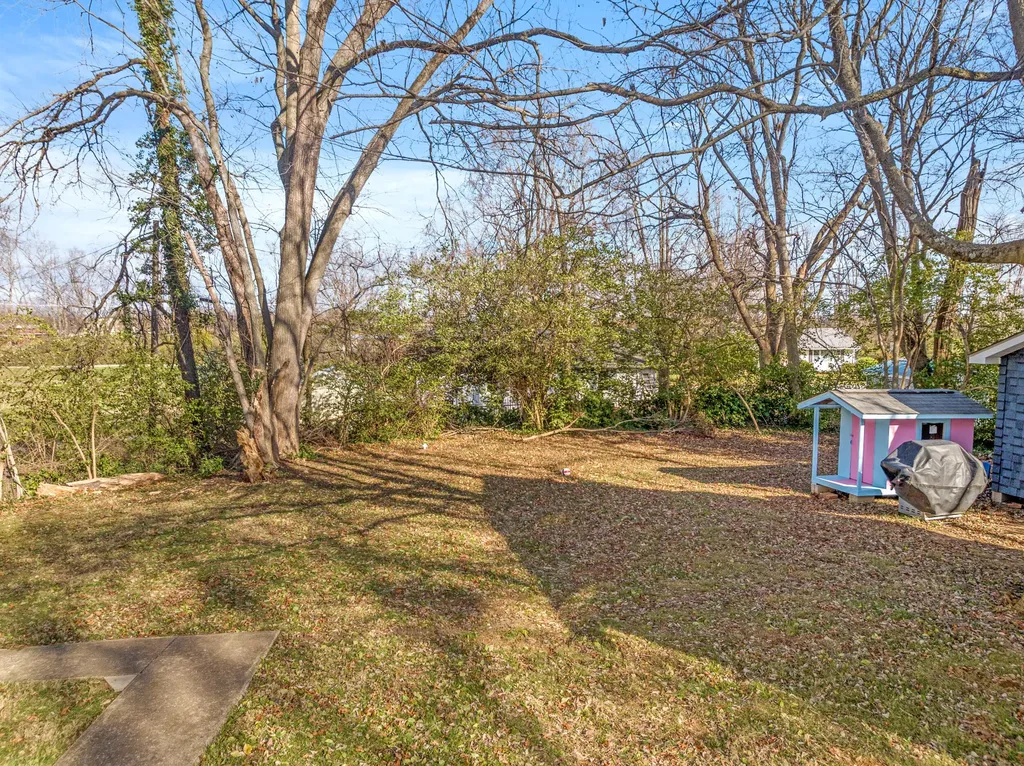 380 Amsden Avenue Versailles KY 40383