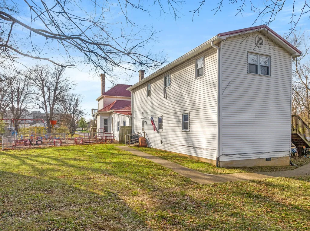 380 Amsden Avenue Versailles KY 40383